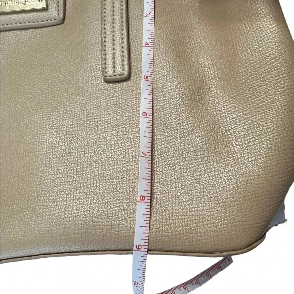 Christian Siriano neutral minimalist tan spacious tote‎ handbag w/shoulder strap